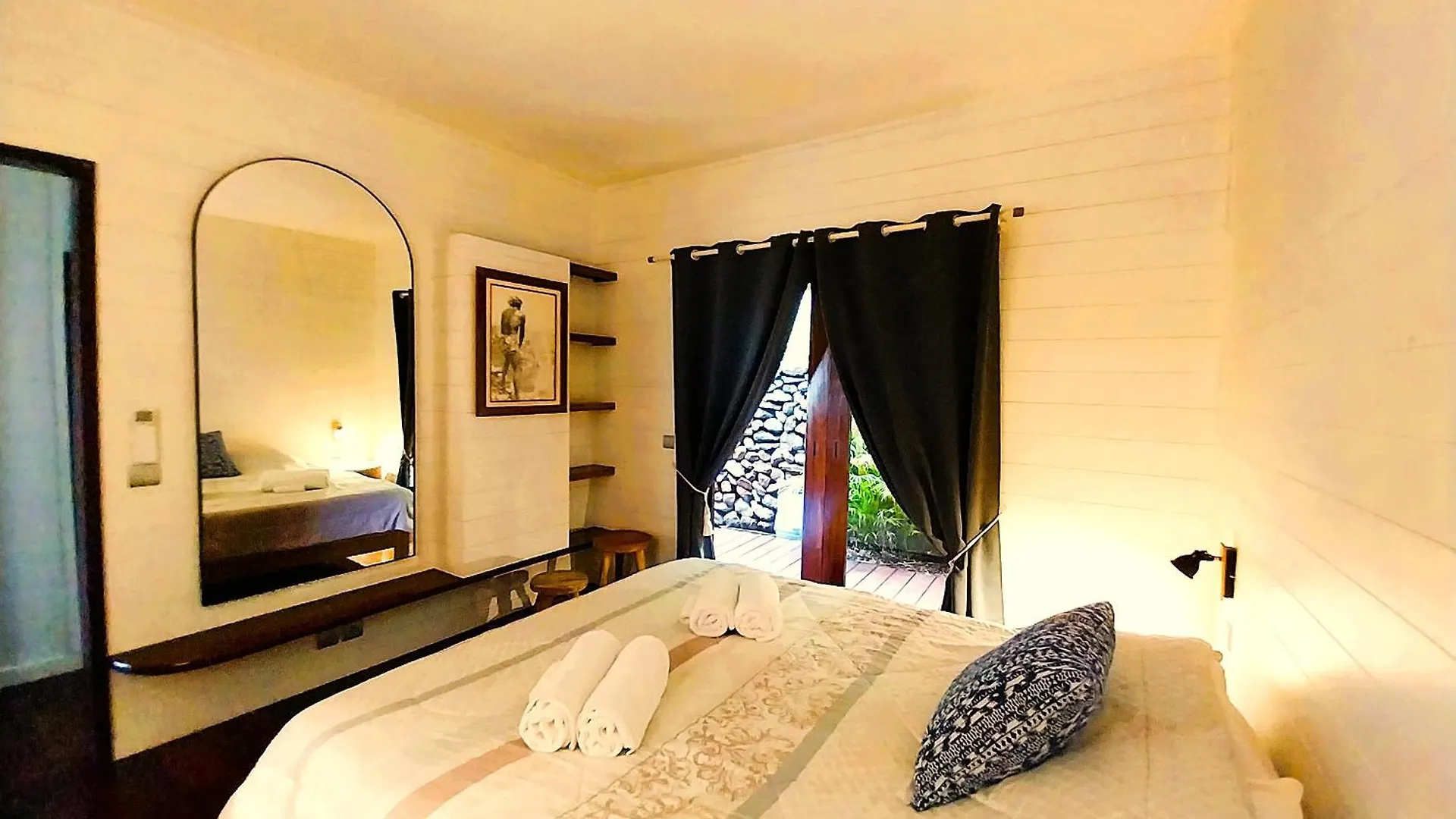 Moorea - Villa Ana Mua Папетойя