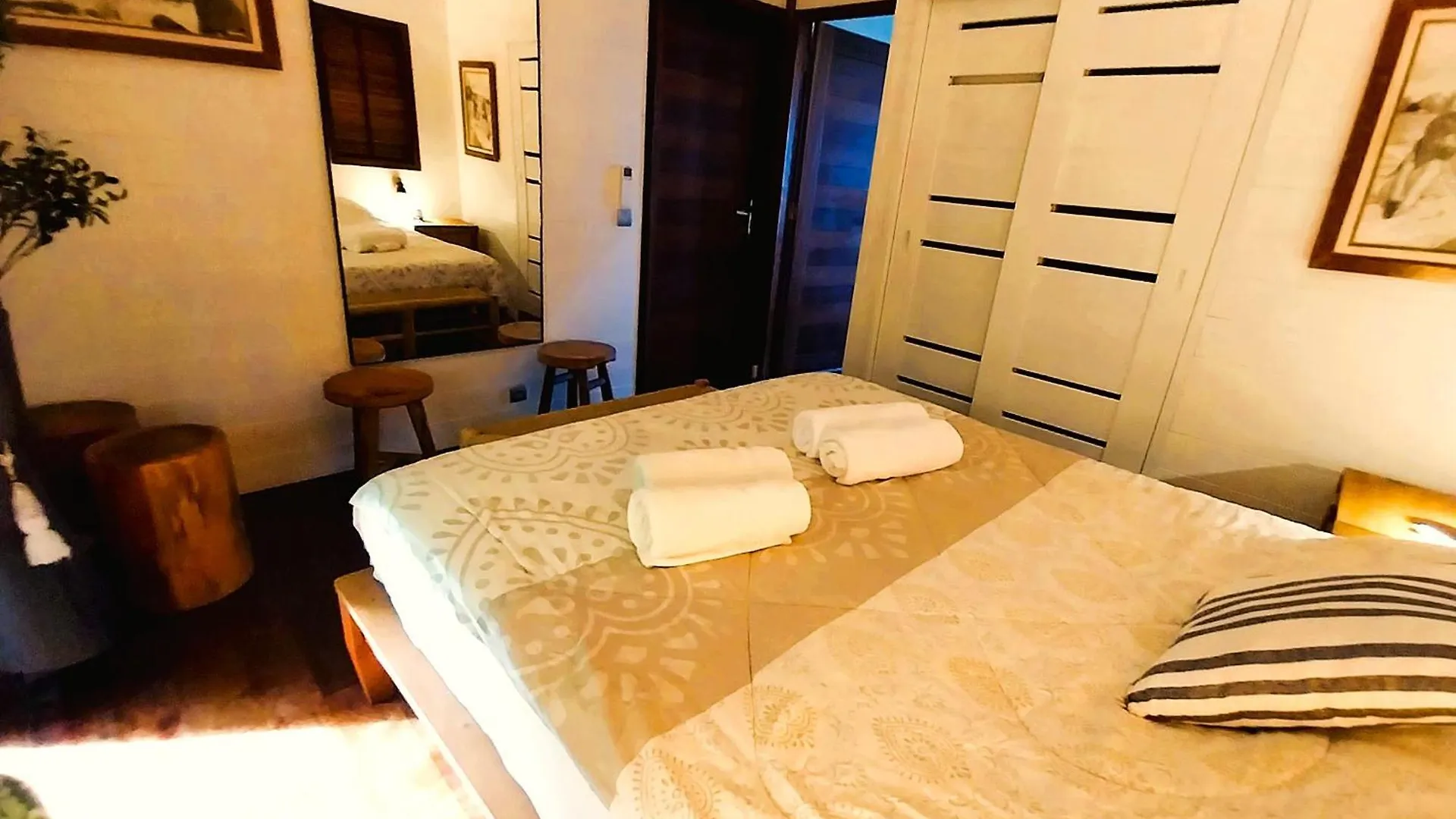 Moorea - Villa Ana Mua Папетойя